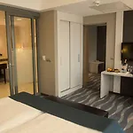 Azur מלון 4*