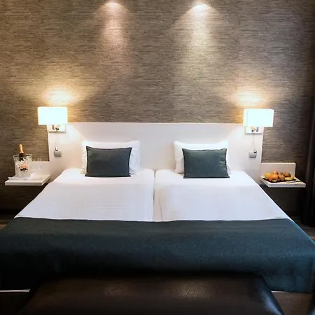 Azur 4*