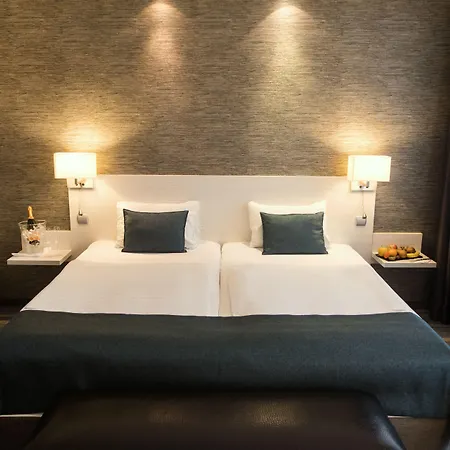 Azur 4*