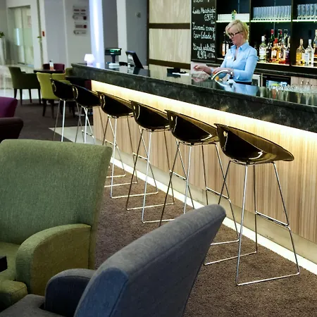 Hotell Azur 4*