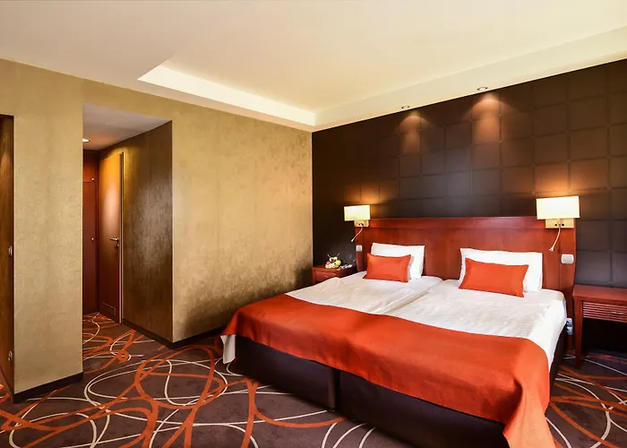 Hotel Azur 4*